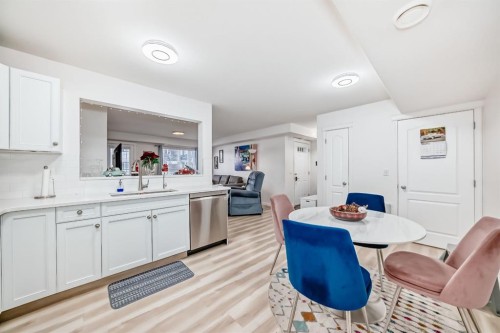 200-8 Bayside Place, Strathmore, AB - Indoor