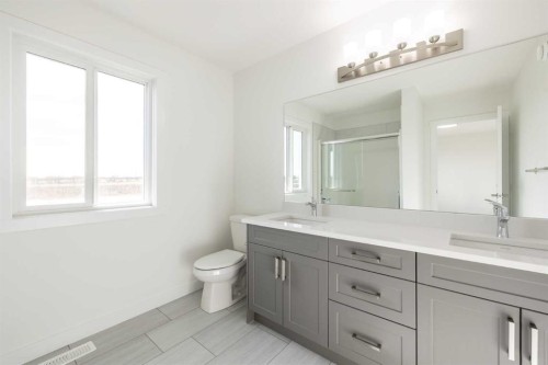 89 Sora Gardens Se, Calgary, AB - Indoor Photo Showing Bathroom