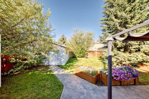 131 Bracewood Road Sw, Calgary, AB - Outdoor