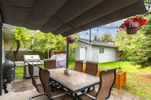 131 Bracewood Road Sw, Calgary, AB - Outdoor With Deck Patio Veranda With Exterior