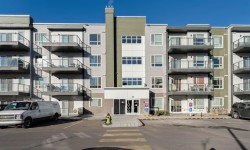1410-33 Carringham Gate NW Calgary, AB T3P 2H6
