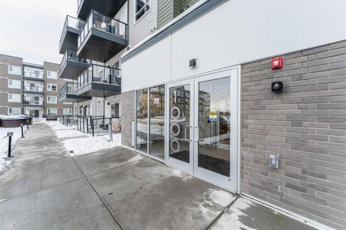 1410-33 Carringham Gate Nw, Calgary, AB - Outdoor With Balcony