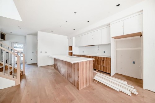 116 Heritage Manor, Cochrane, AB - Indoor