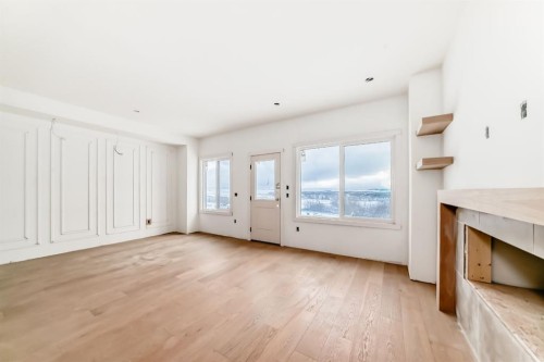 116 Heritage Manor, Cochrane, AB - Indoor Photo Showing Other Room