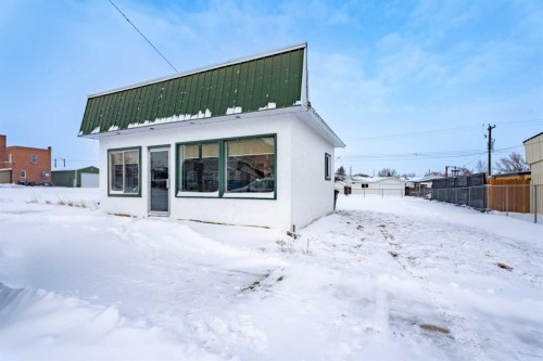 5076 50Th Avenue, Stavely, AB 