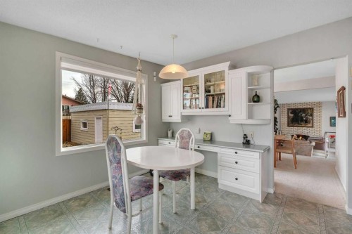 5602 Dalcastle Hill Nw, Calgary, AB - Indoor Photo Showing Dining Room