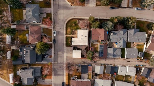 5602 Dalcastle Hill Nw, Calgary, AB - Outdoor