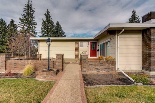 5602 Dalcastle Hill Nw, Calgary, AB - Outdoor