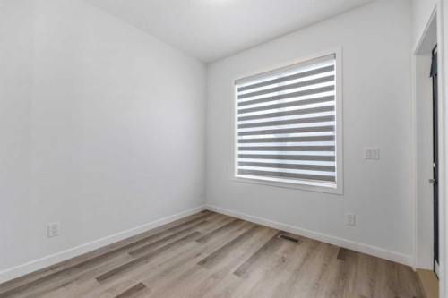 137-137 Red Embers Link Ne, Calgary, AB - Indoor Photo Showing Other Room