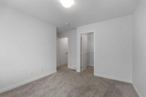 137-137 Red Embers Link Ne, Calgary, AB - Indoor Photo Showing Other Room