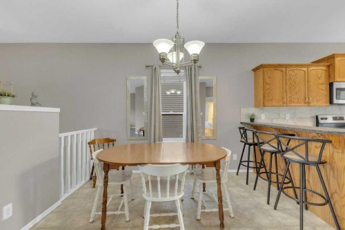 8 Horne Close, Sylvan Lake, AB - Indoor Photo Showing Dining Room