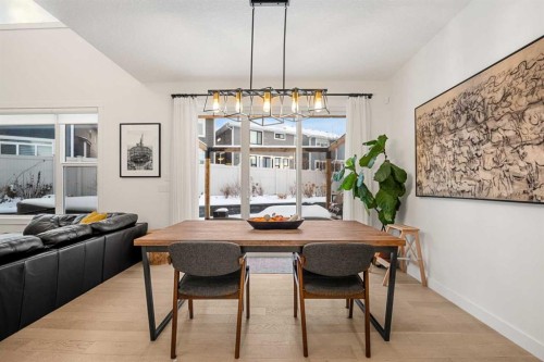 271 West Grove Point Sw, Calgary, AB - Indoor