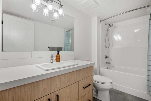 271 West Grove Point Sw, Calgary, AB - Indoor Photo Showing Bathroom