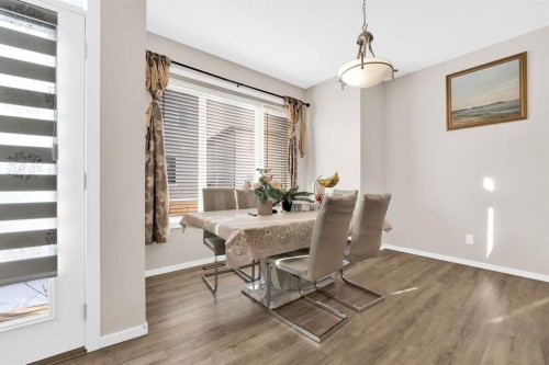 113 Cityline Square Ne, Calgary, AB - Indoor Photo Showing Dining Room