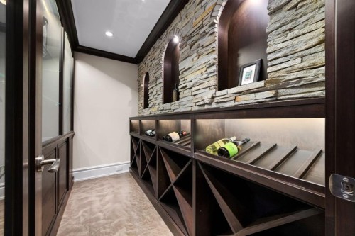 2037 48 Avenue Sw, Calgary, AB - Indoor Photo Showing Other Room