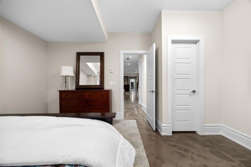 2037 48 Avenue Sw, Calgary, AB - Indoor Photo Showing Bedroom