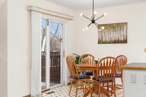 9473 Hidden Valley Drive Nw, Calgary, AB - Indoor Photo Showing Dining Room