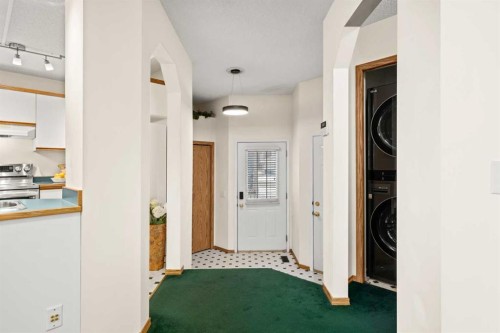 9473 Hidden Valley Drive Nw, Calgary, AB - Indoor Photo Showing Other Room