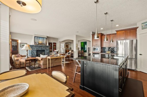 353 Discovery Ridge Boulevard Sw, Calgary, AB - Indoor