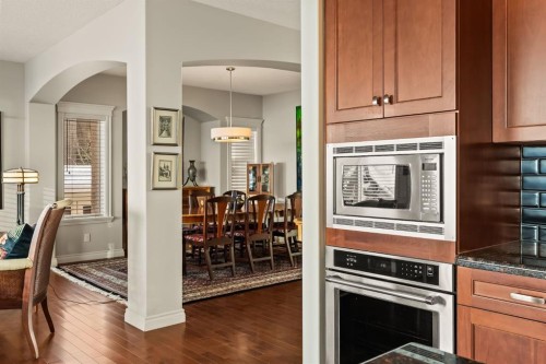 353 Discovery Ridge Boulevard Sw, Calgary, AB - Indoor