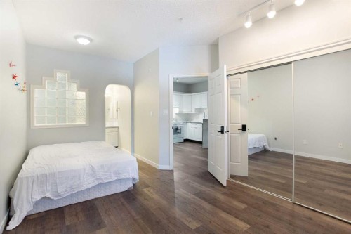 306-777 3 Avenue Sw, Calgary, AB - Indoor Photo Showing Bedroom