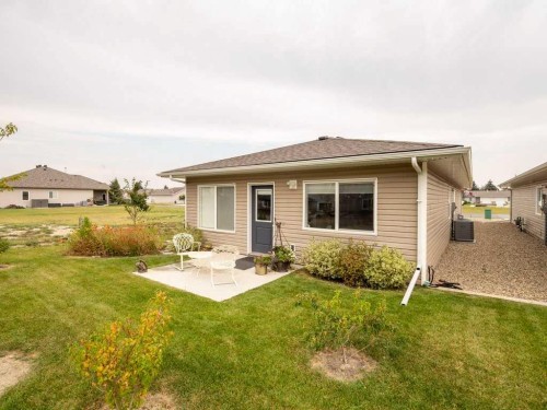 318 Whispering Way, Vulcan, AB - Outdoor