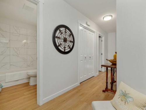 318 Whispering Way, Vulcan, AB - Indoor