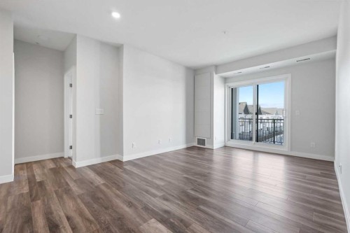 303-255 Les Jardins Park Se, Calgary, AB - Indoor