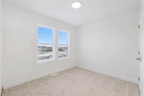 3 Legacy Glen Rise Se, Calgary, AB - Indoor Photo Showing Other Room