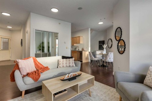 1106-1514 11 Street Sw, Calgary, AB - Indoor Photo Showing Living Room