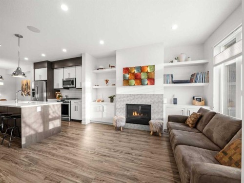 1883 47 Street Nw, Calgary, AB - Indoor With Fireplace