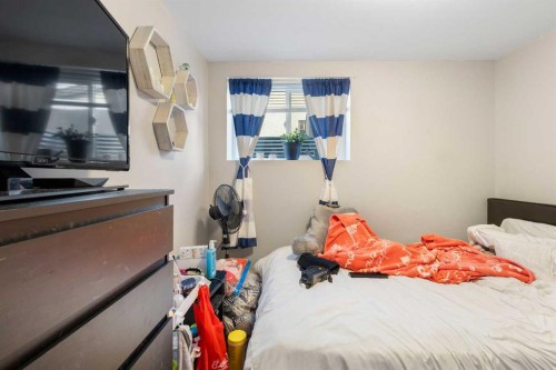 4612 Fortune Road Se, Calgary, AB - Indoor Photo Showing Bedroom