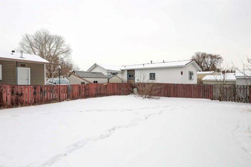 47 Huntstrom Drive Ne, Calgary, AB - Outdoor