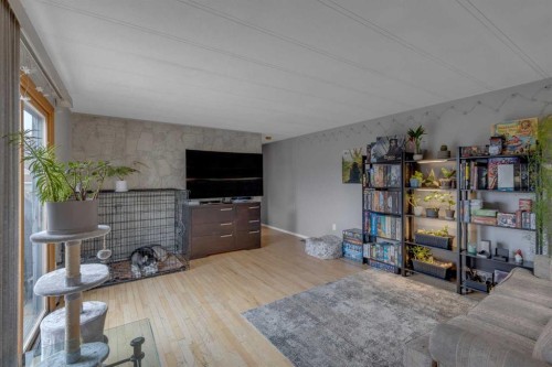 47 Huntstrom Drive Ne, Calgary, AB - Indoor