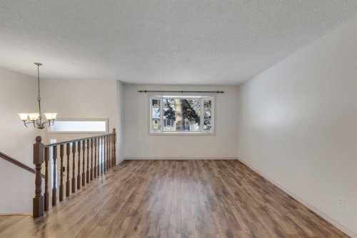 3335 Doverview Road Se, Calgary, AB - Indoor Photo Showing Other Room