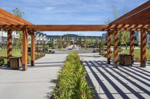 408-255 Les Jardins Park Se, Calgary, AB - Outdoor