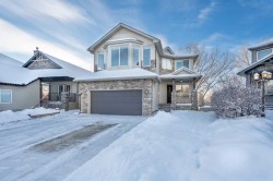 109 Crystal Green Bay  Okotoks, AB T1S 2N4