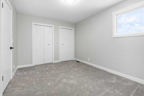 5-5520 1 Avenue Se, Calgary, AB - Indoor Photo Showing Other Room