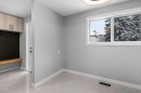 5-5520 1 Avenue Se, Calgary, AB  - Indoor Photo Showing Other Room 