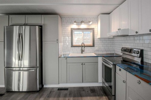 429-3223 83 Street Nw, Calgary, AB 