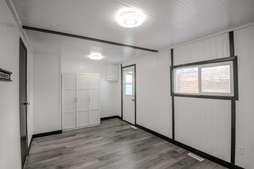 429-3223 83 Street Nw, Calgary, AB 