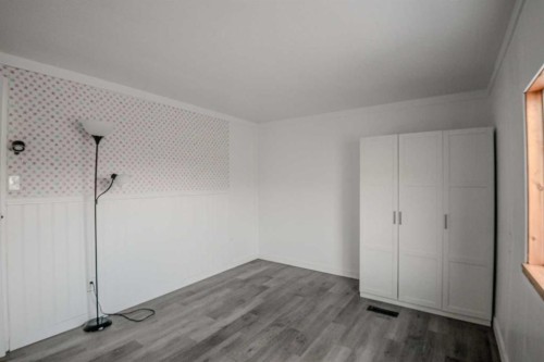 429-3223 83 Street Nw, Calgary, AB 