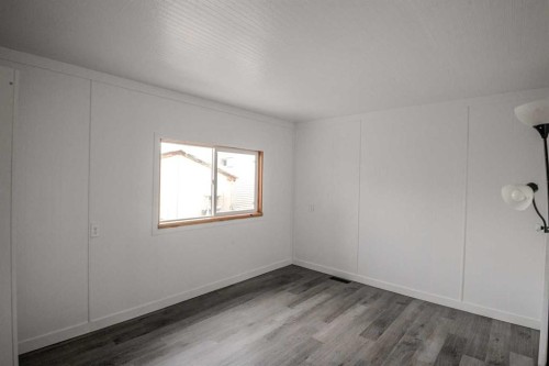 429-3223 83 Street Nw, Calgary, AB 