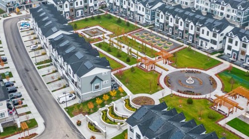 101-255 Les Jardins Park Se, Calgary, AB - 