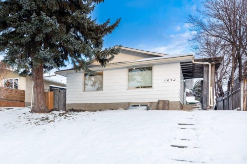 1432 43 Street Ne, Calgary, AB - Outdoor