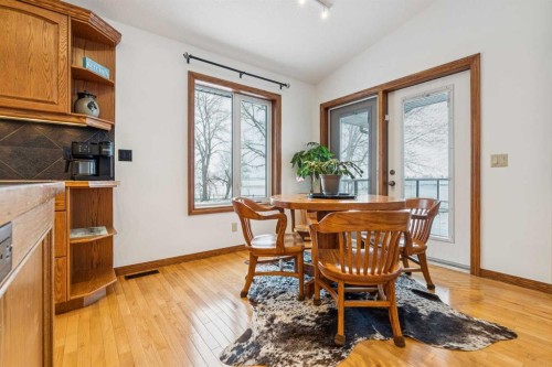 10 Speargrass Boulevard, Carseland, AB - Indoor Photo Showing Dining Room