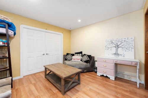 24 Brentwood Drive, Strathmore, AB - Indoor