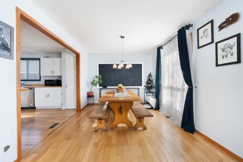 24 Brentwood Drive, Strathmore, AB - Indoor