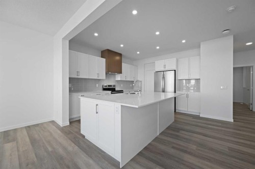 211 Corner Glen Crescent Ne, Calgary, AB - Indoor Photo Showing Kitchen With Stainless Steel Kitchen With Upgraded Kitchen