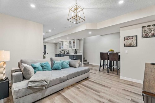 136 Dawson Drive, Chestermere, AB - Indoor Photo Showing Living Room